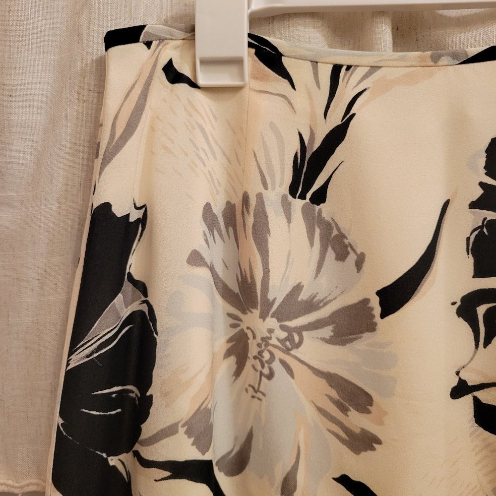 Talbots Black/White Floral Pattern Pure Silk Midi Skirt - Picture 7 of 11